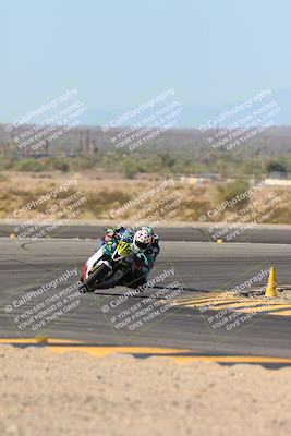 media/Oct-20-2024-CVMA (Sun) [[d4a3dff211]]/Race 3-Amateur Supersport Middleweight/